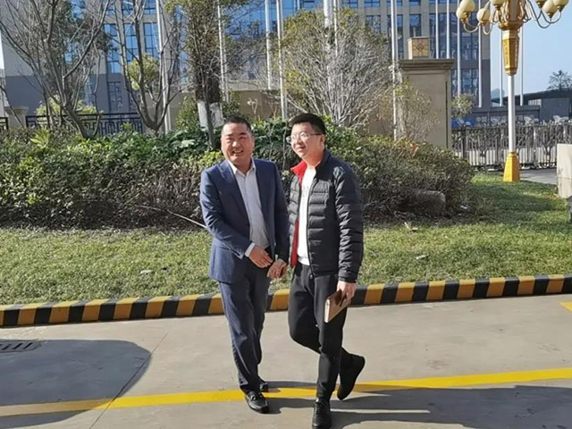 新春伊始，龍灣區空港管委會領導率隊蒞臨集團走訪慰問